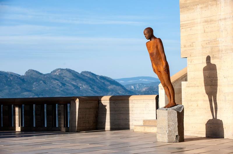 Mission Hill Family Estate Winery - sculptures